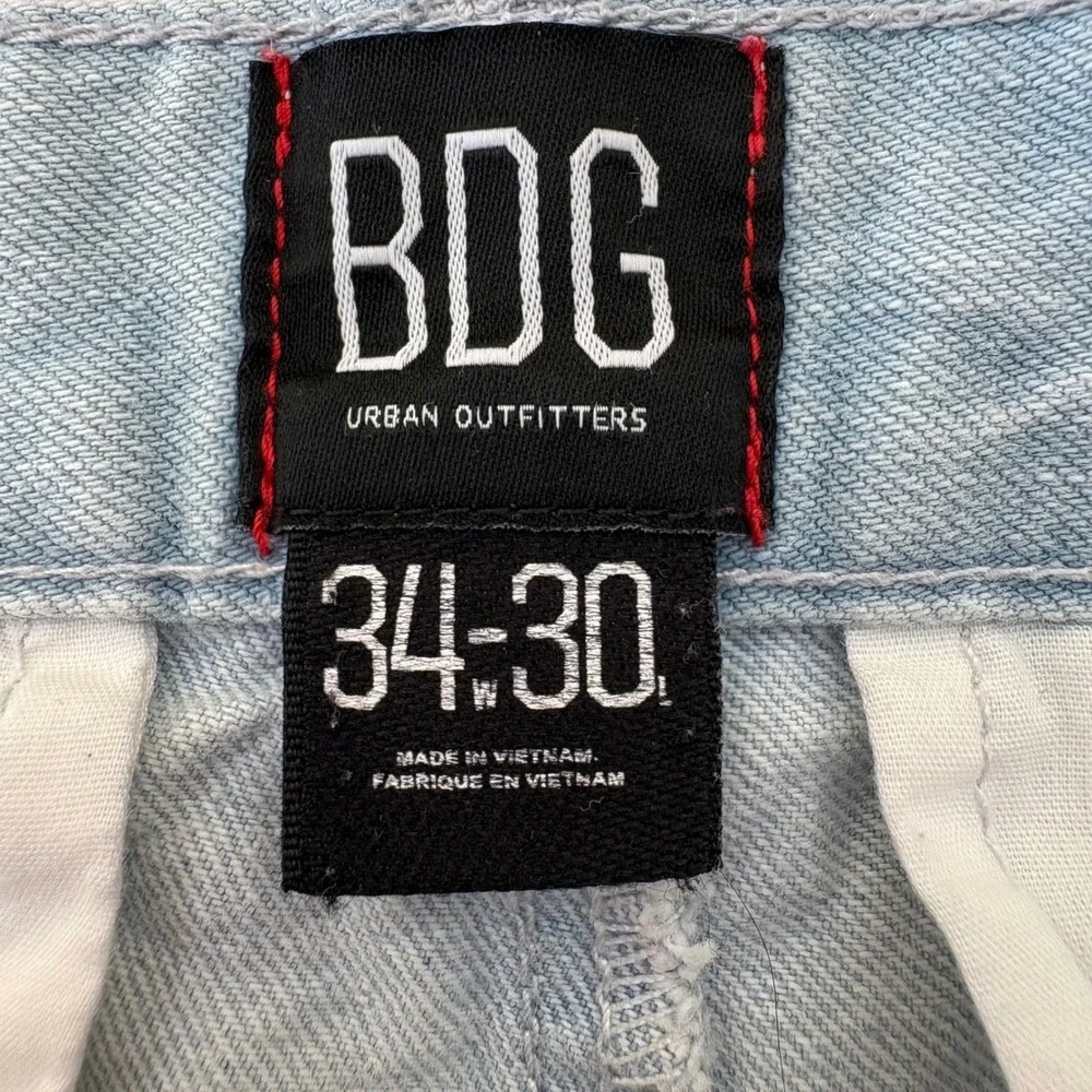 BDG Urban Outfitters Pleated Light Wash Denim Jeans‎ 34 30 Relaxed Fit